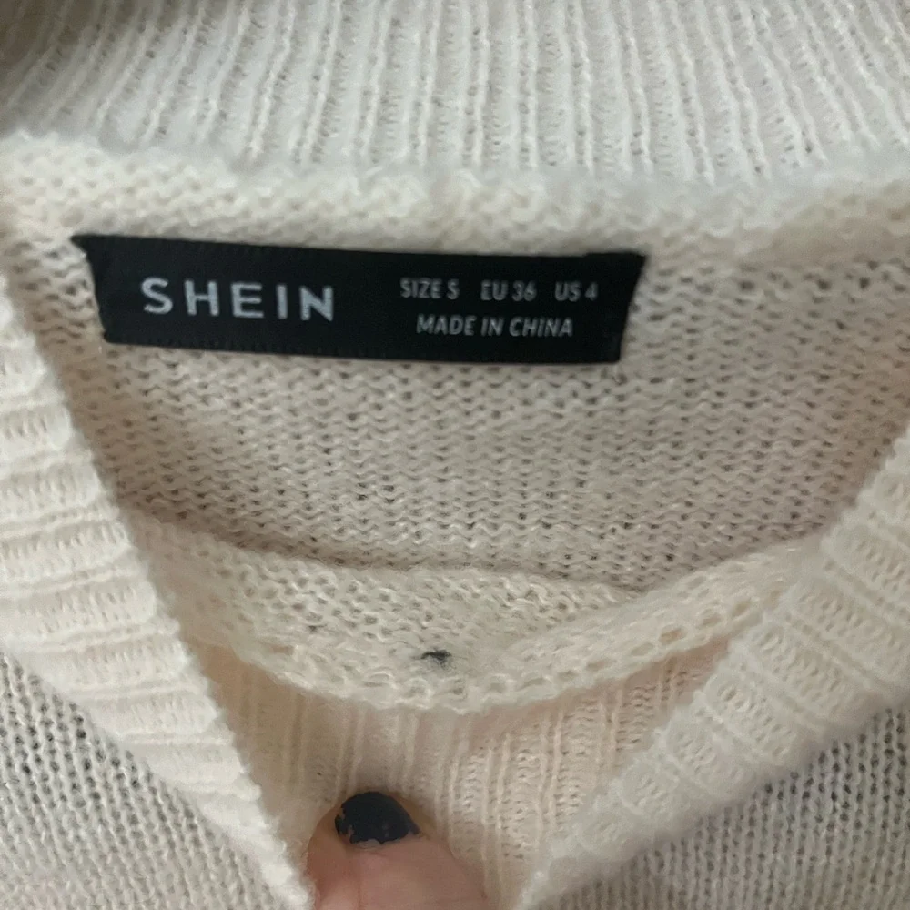 Cute sweater - Picture 6 of 6